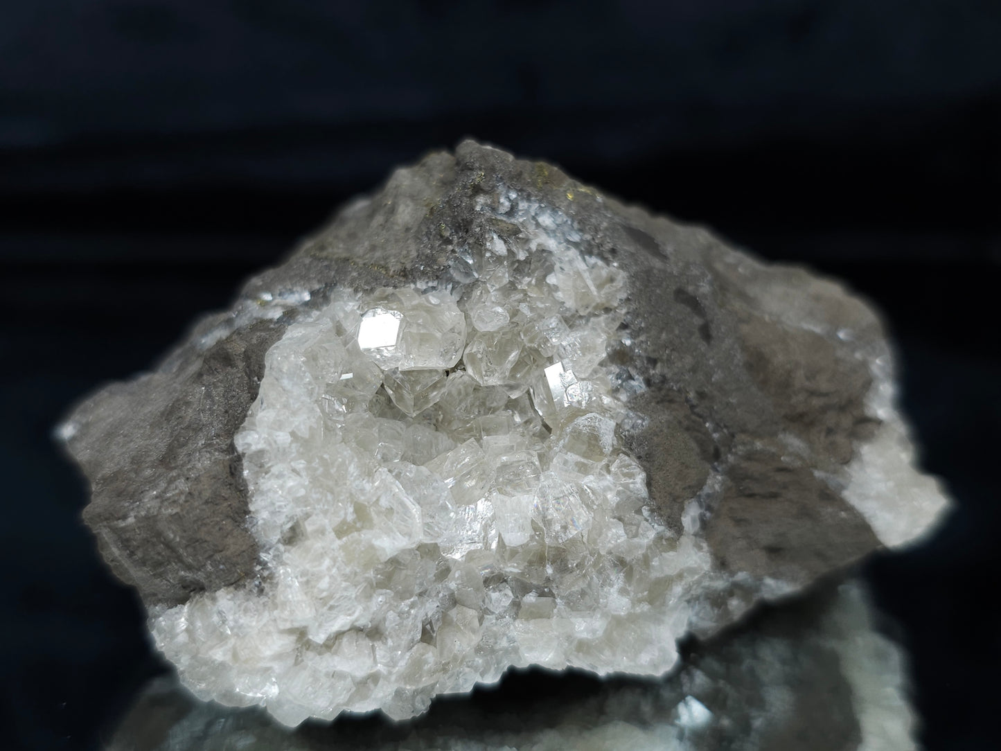 #33686 Super clear Nailhead Spar Calcite cluster and Chalcopyrite ore and multiple small fossils in the matrix