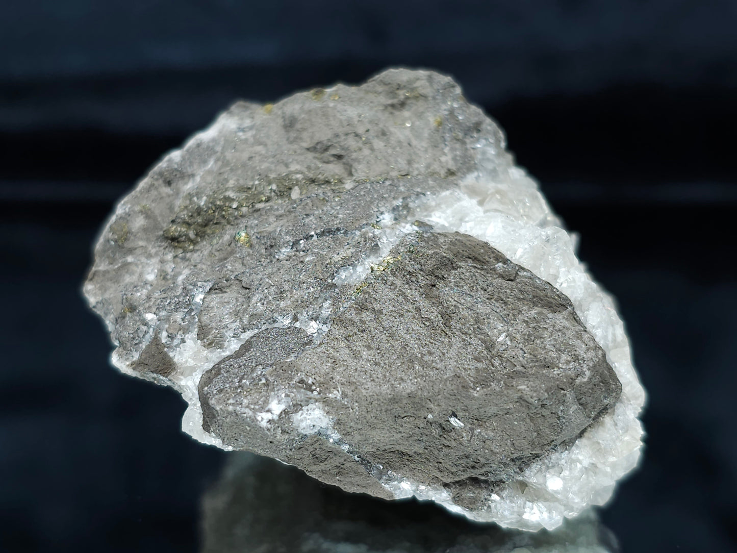 #33686 Super clear Nailhead Spar Calcite cluster and Chalcopyrite ore and multiple small fossils in the matrix