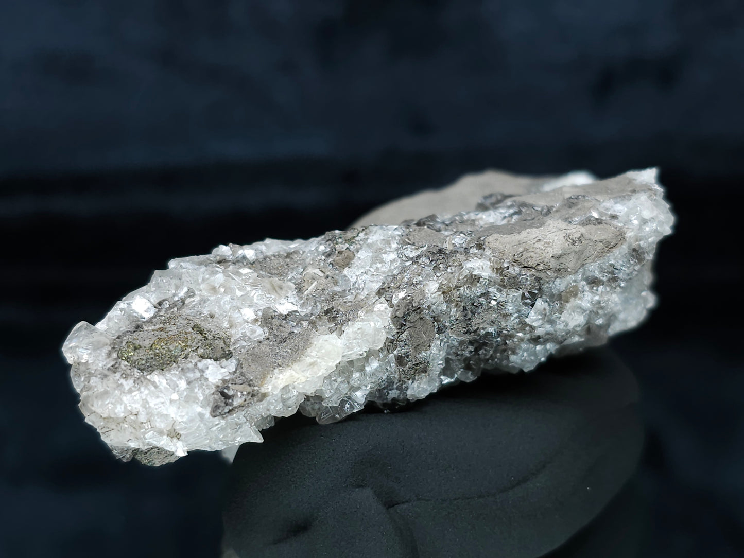 #33688 Super clear Nailhead Spar Calcite cluster and Chalcopyrite ore and multiple small fossils in the matrix
