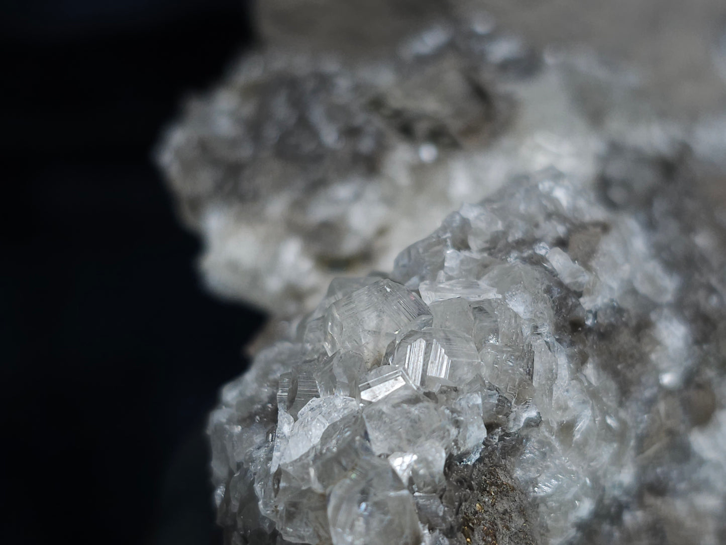 #33688 Super clear Nailhead Spar Calcite cluster and Chalcopyrite ore and multiple small fossils in the matrix
