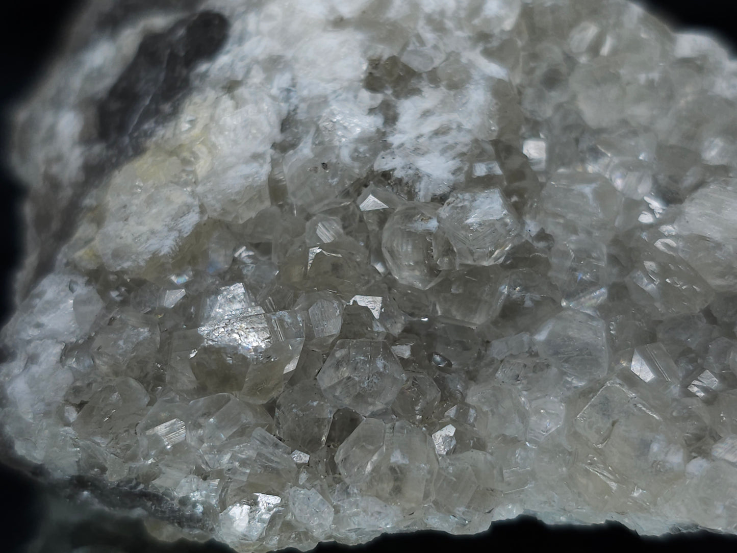 #33695 Super clear Nailhead Spar Calcite cluster and Chalcopyrite ore and multiple small fossils in the matrix