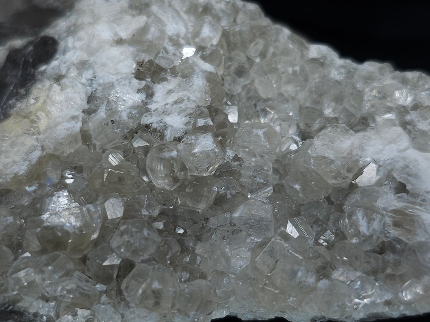 #33695 Super clear Nailhead Spar Calcite cluster and Chalcopyrite ore and multiple small fossils in the matrix