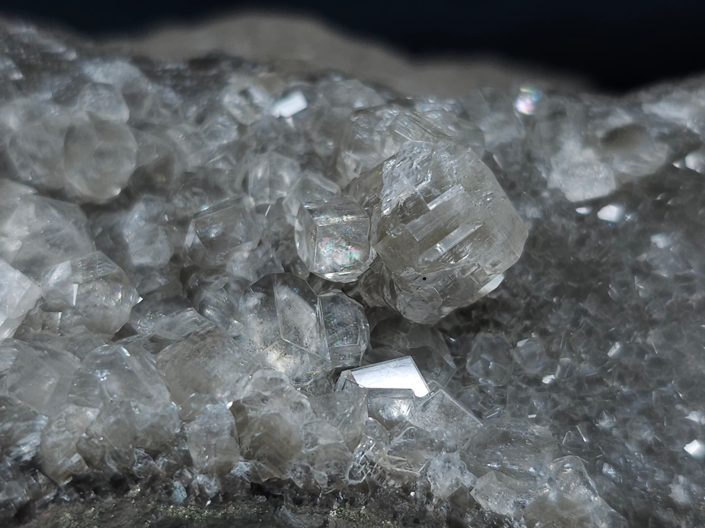 #33696 Super clear Nailhead Spar Calcite cluster and Chalcopyrite ore and multiple small fossils in the matrix