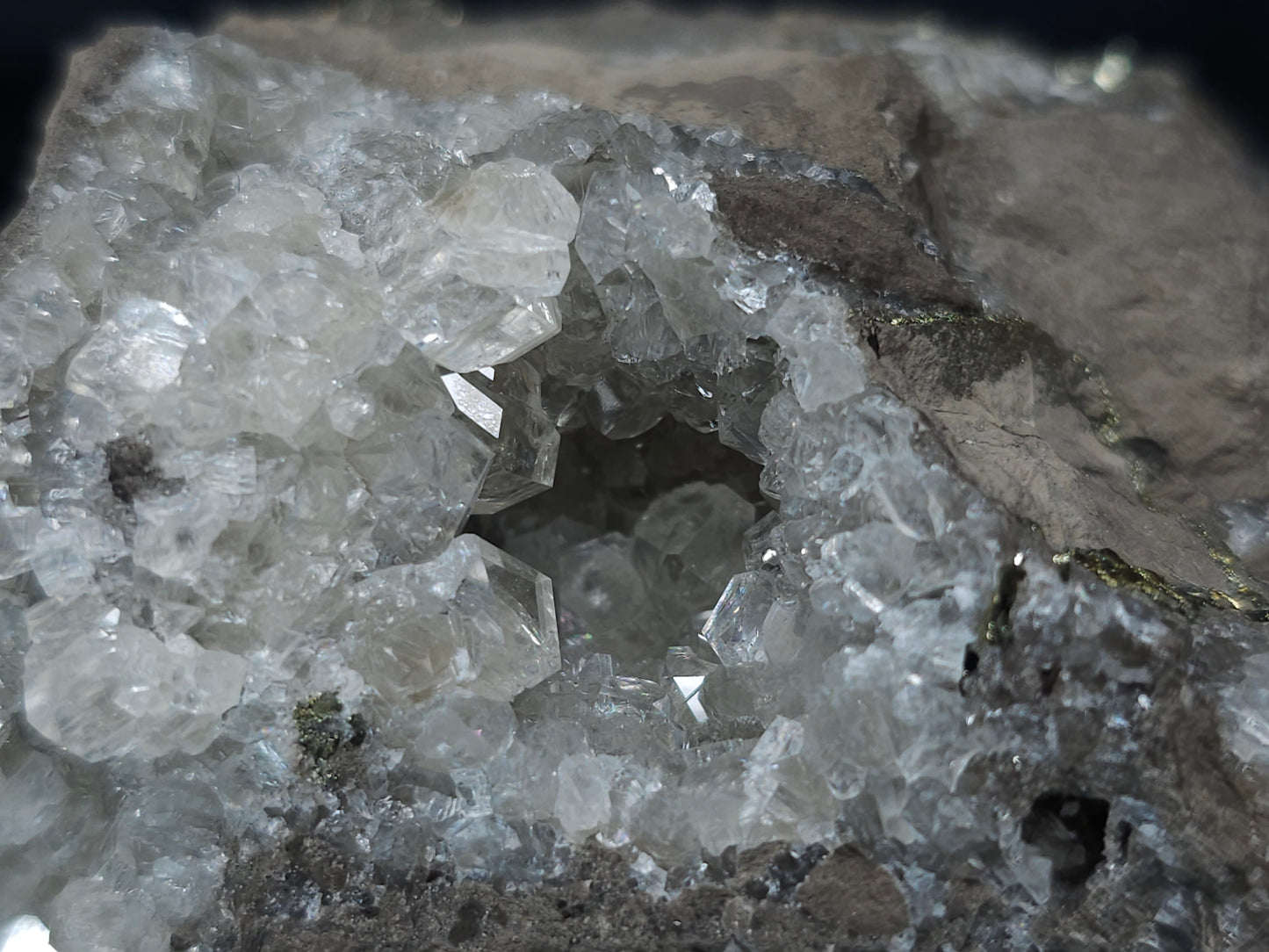 #33697 Super clear Nailhead Spar Calcite geode and Chalcopyrite ore and multiple small fossils in the matrix