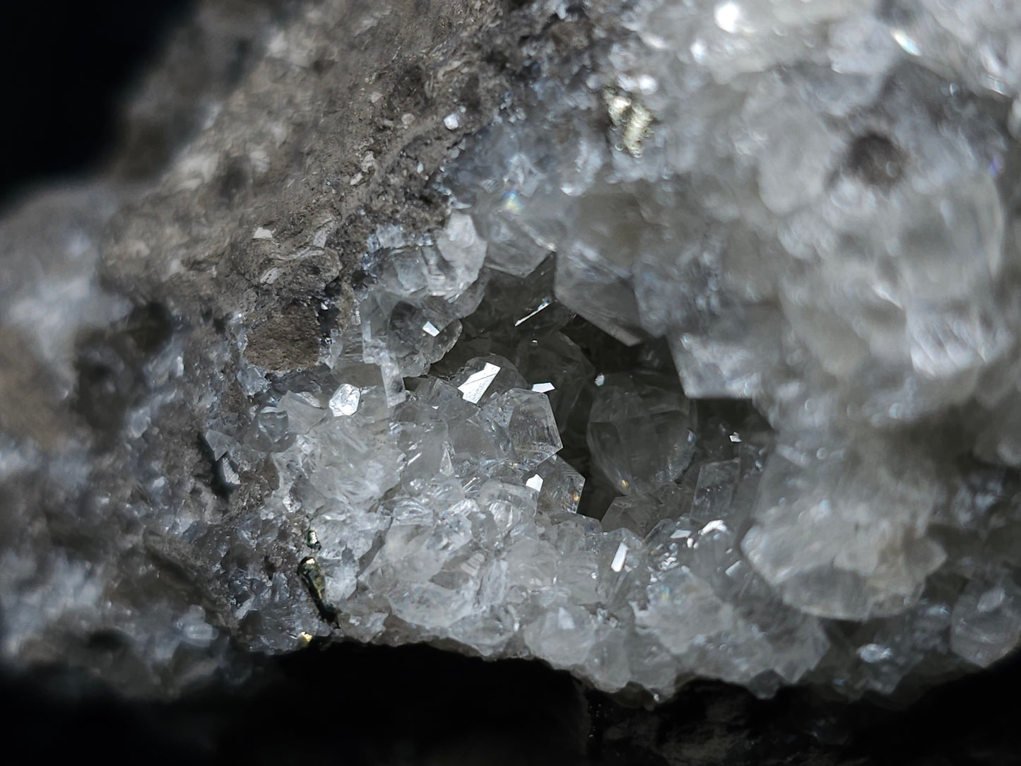 #33697 Super clear Nailhead Spar Calcite geode and Chalcopyrite ore and multiple small fossils in the matrix