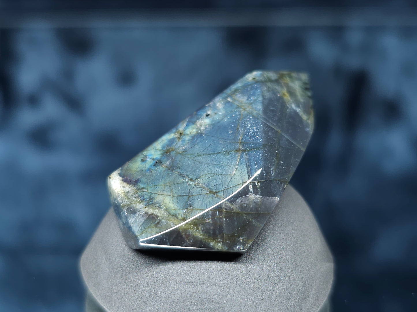 #44140 Labradorite