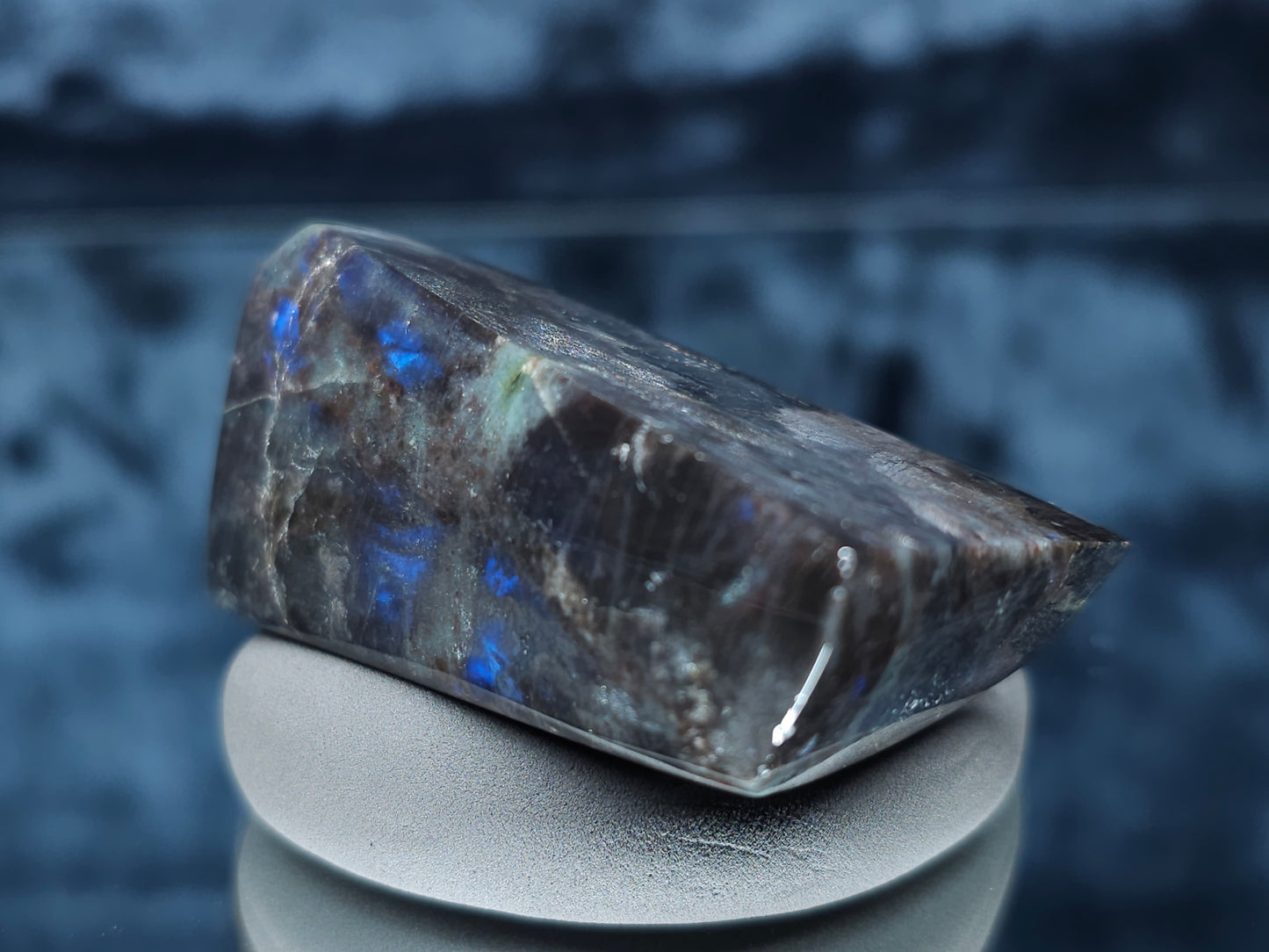 #44146 Labradorite