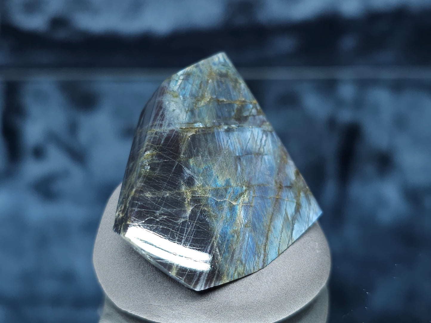 #44149 Labradorite