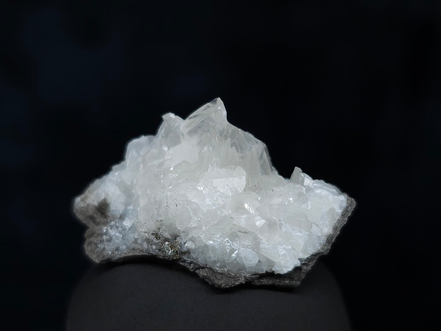 #35926 Super clear Nailhead Spar Calcite cluster, Chalcopyrite ore and multiple small fossils in the matrix