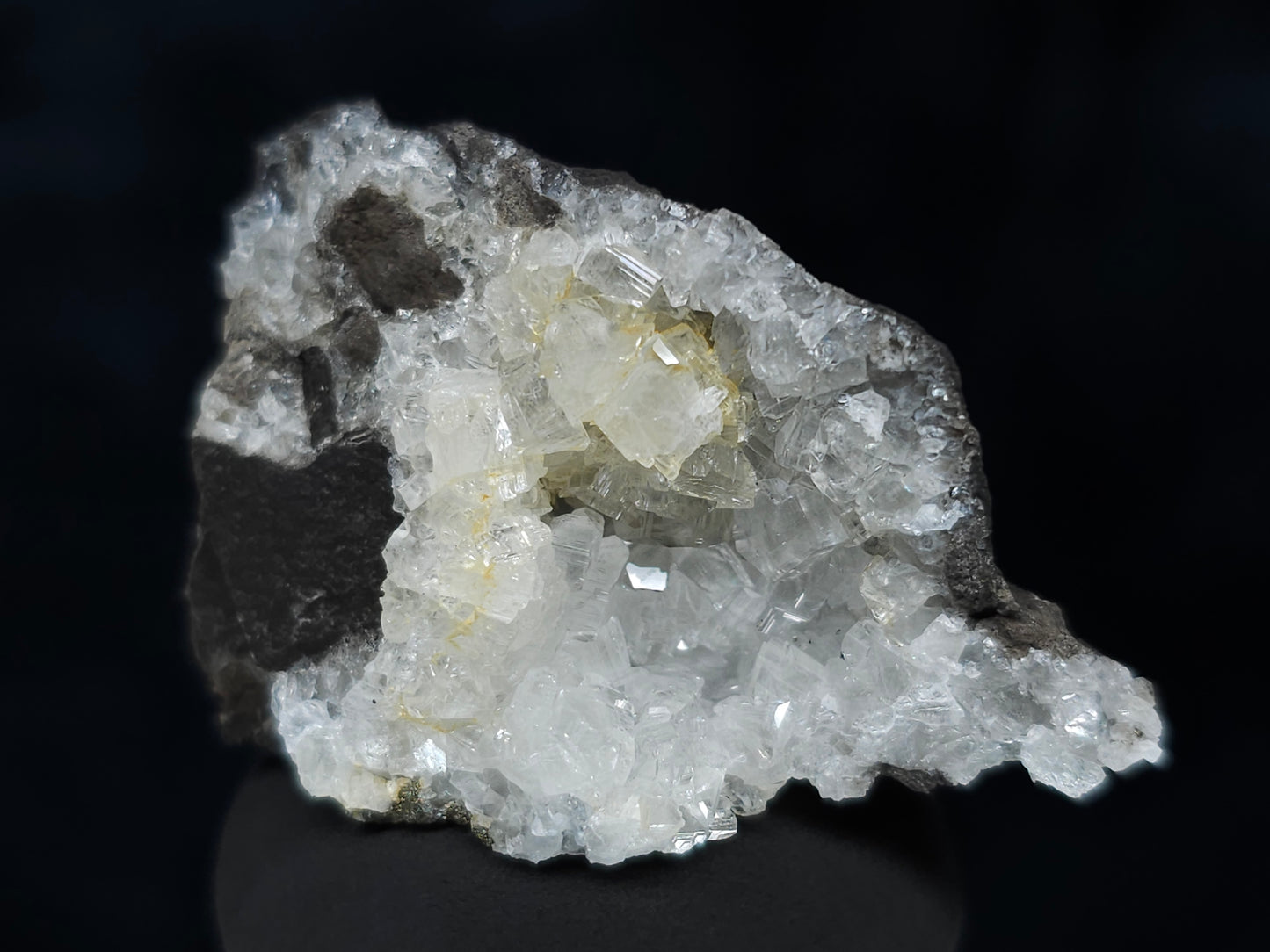#35930 Super clear Nailhead Spar Calcite geode, Chalcopyrite ore and multiple small fossils in the matrix