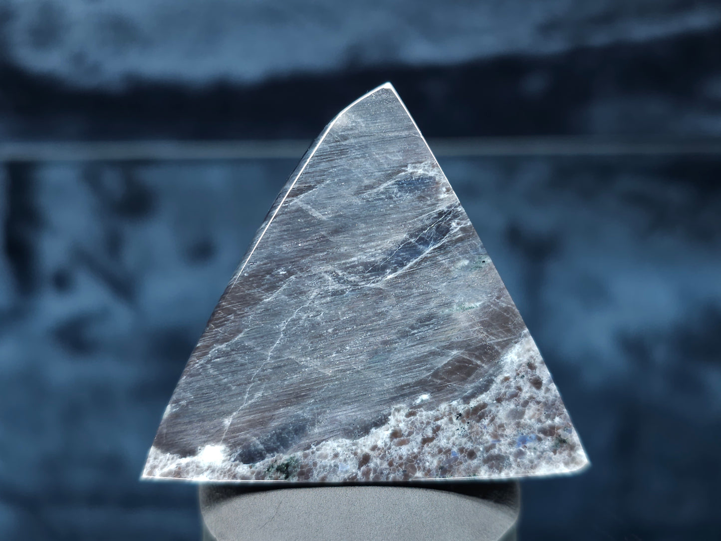 #44011 Labradorite