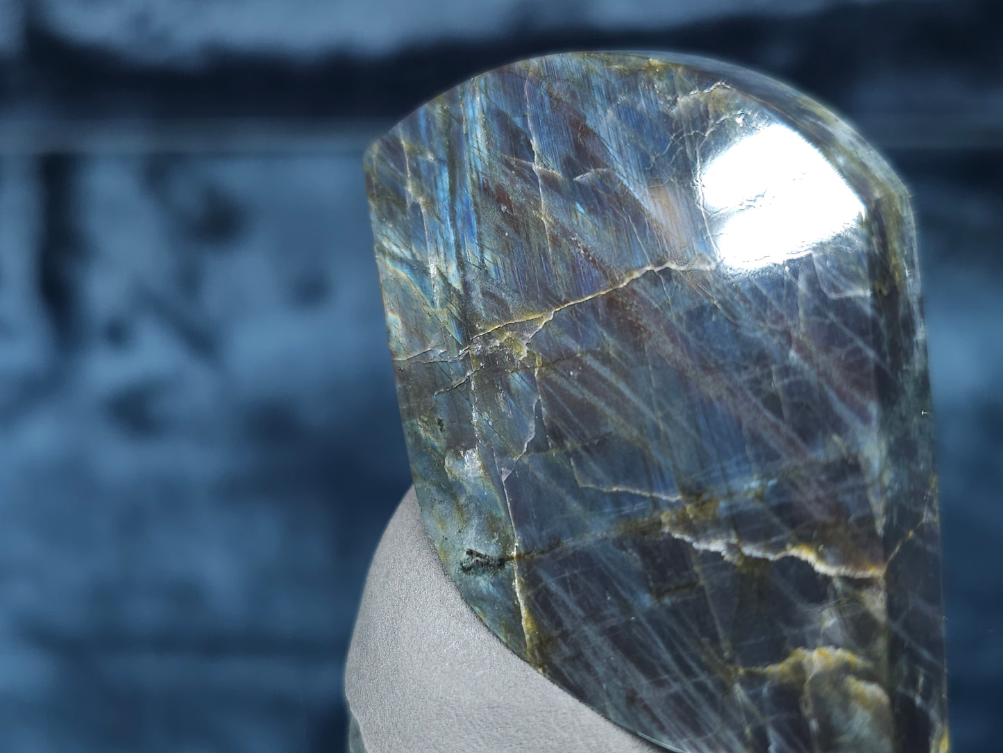 #44015 Labradorite