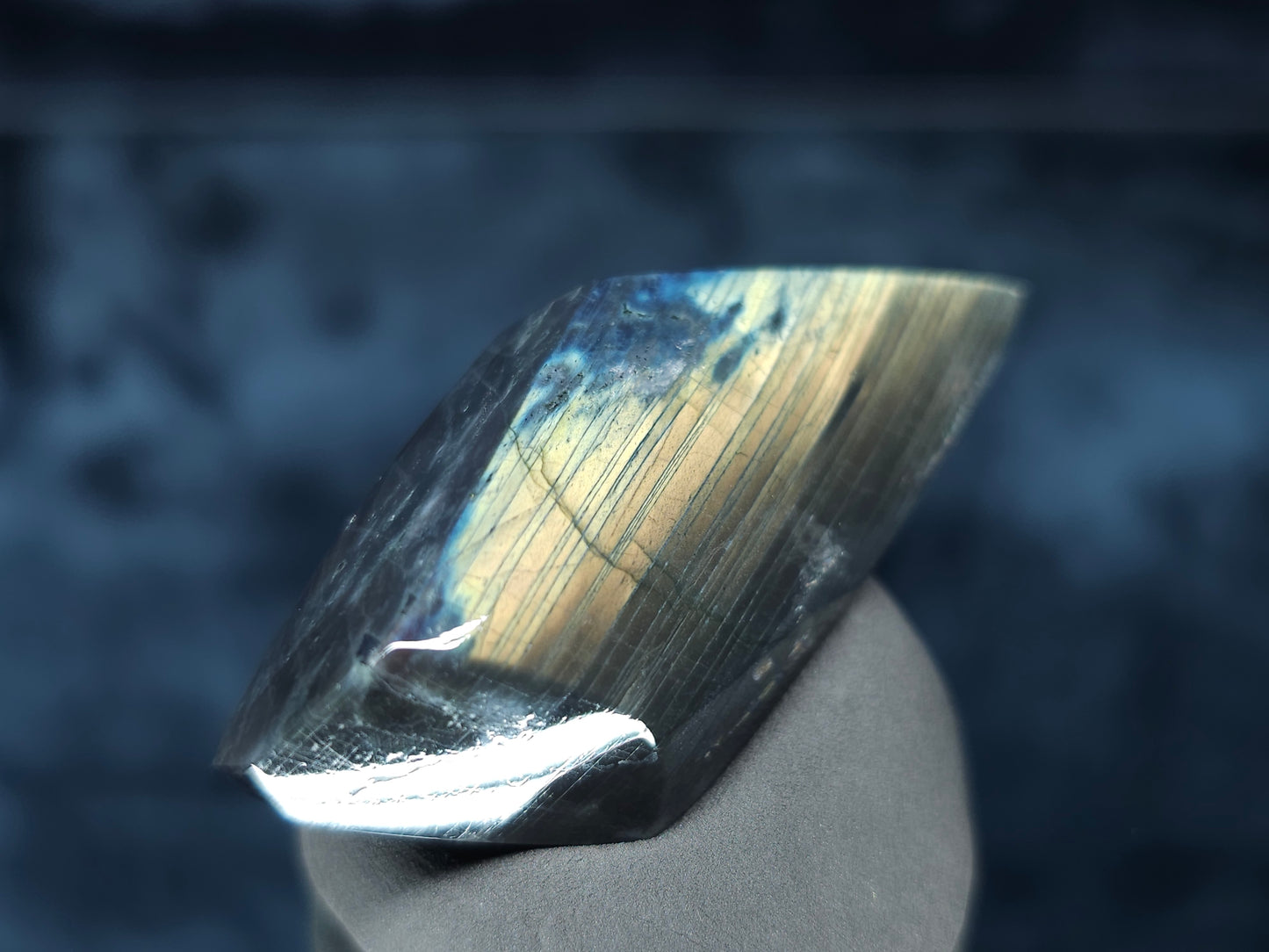 #10259 Labradorite