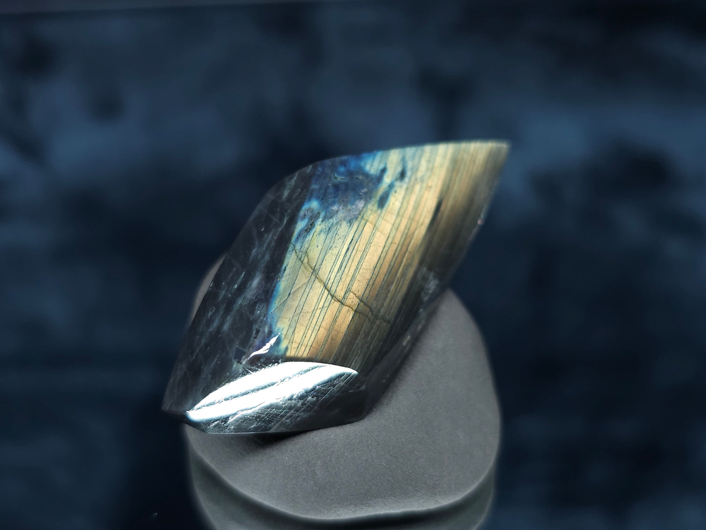 #10259 Labradorite