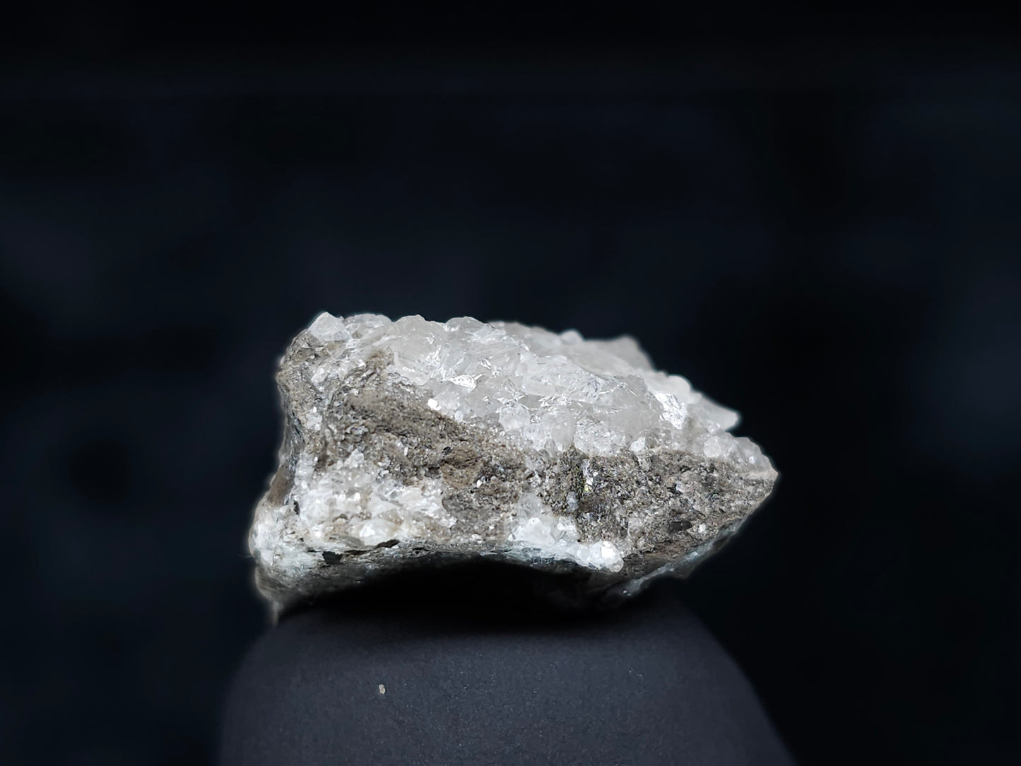#36612 Super clear Nailhead Spar Calcite and multiple small fossils in the matrix