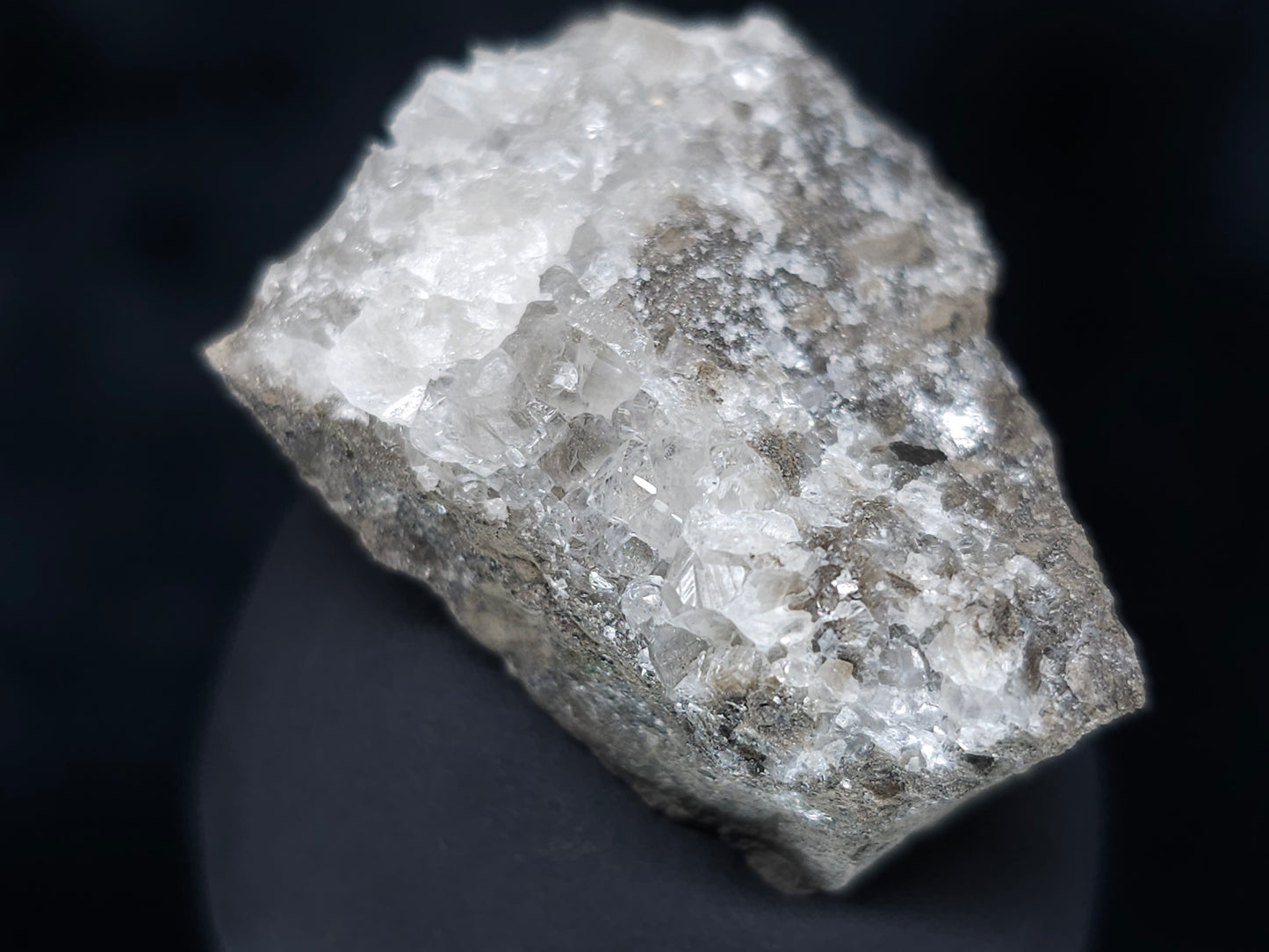 #36612 Super clear Nailhead Spar Calcite and multiple small fossils in the matrix