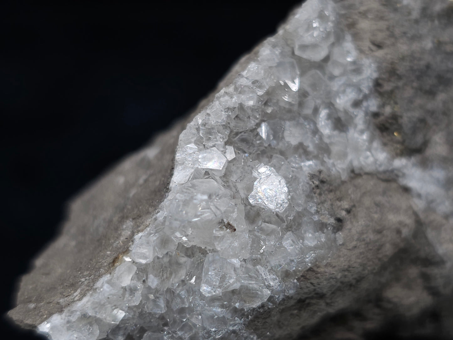 #36623 Super clear Nailhead Spar Calcite and Chalcopyrite ore and multiple small fossils in the matrix