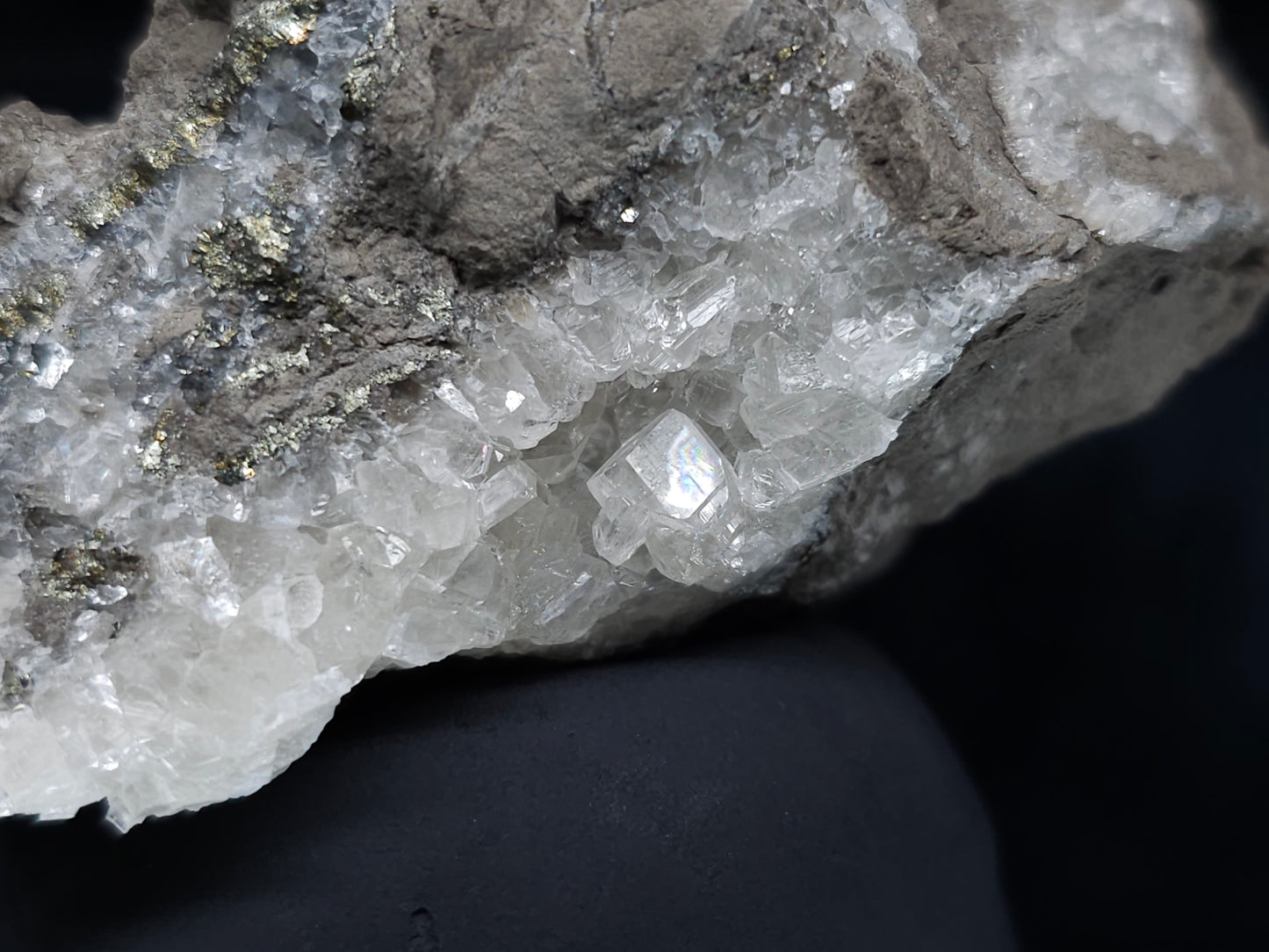 #36627 Super clear Nailhead Spar Calcite and Chalcopyrite ore and multiple small fossils in the matrix