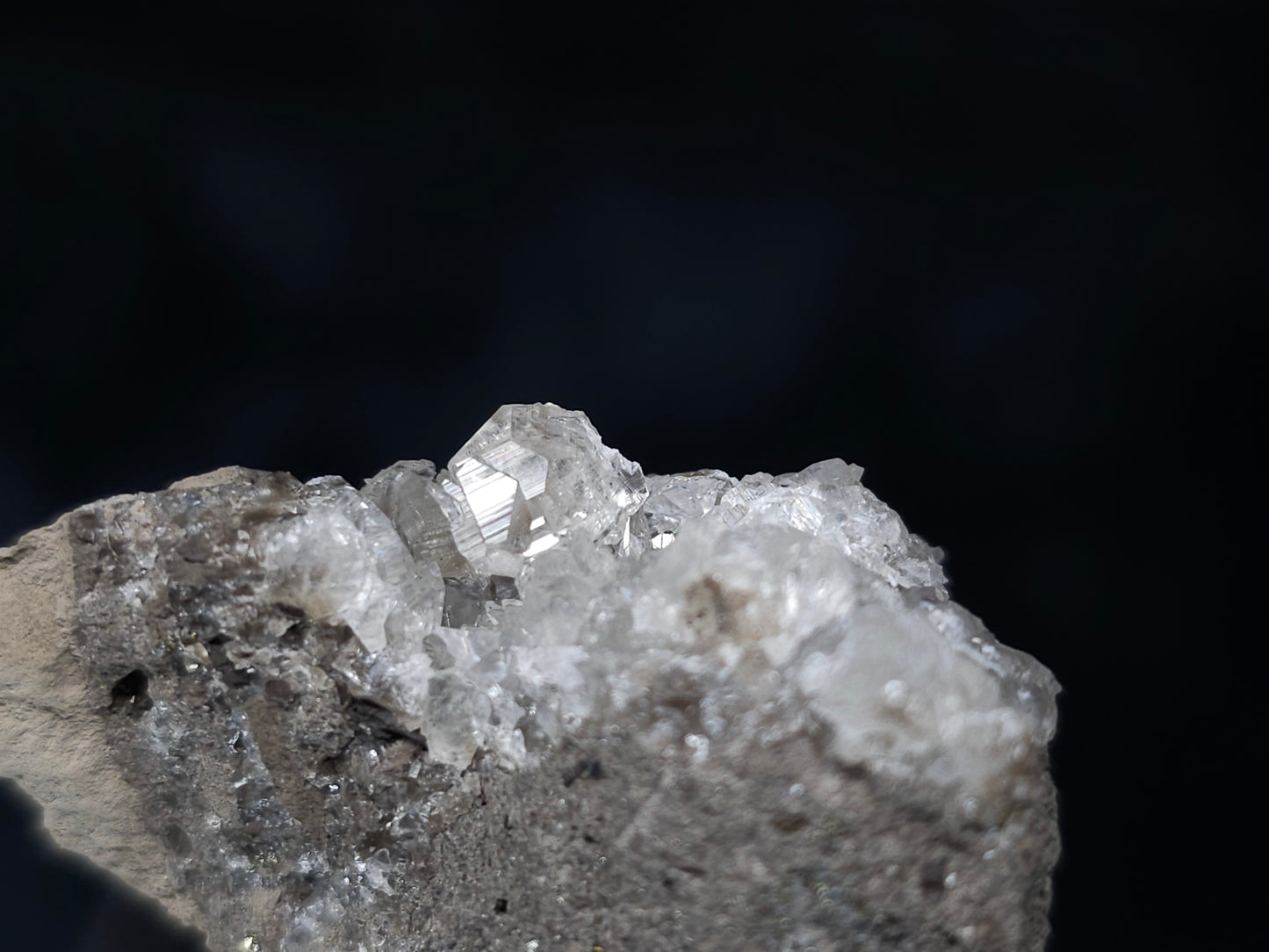#36655 Super clear Nailhead Spar Calcite and Chalcopyrite ore and multiple small fossils in the matrix