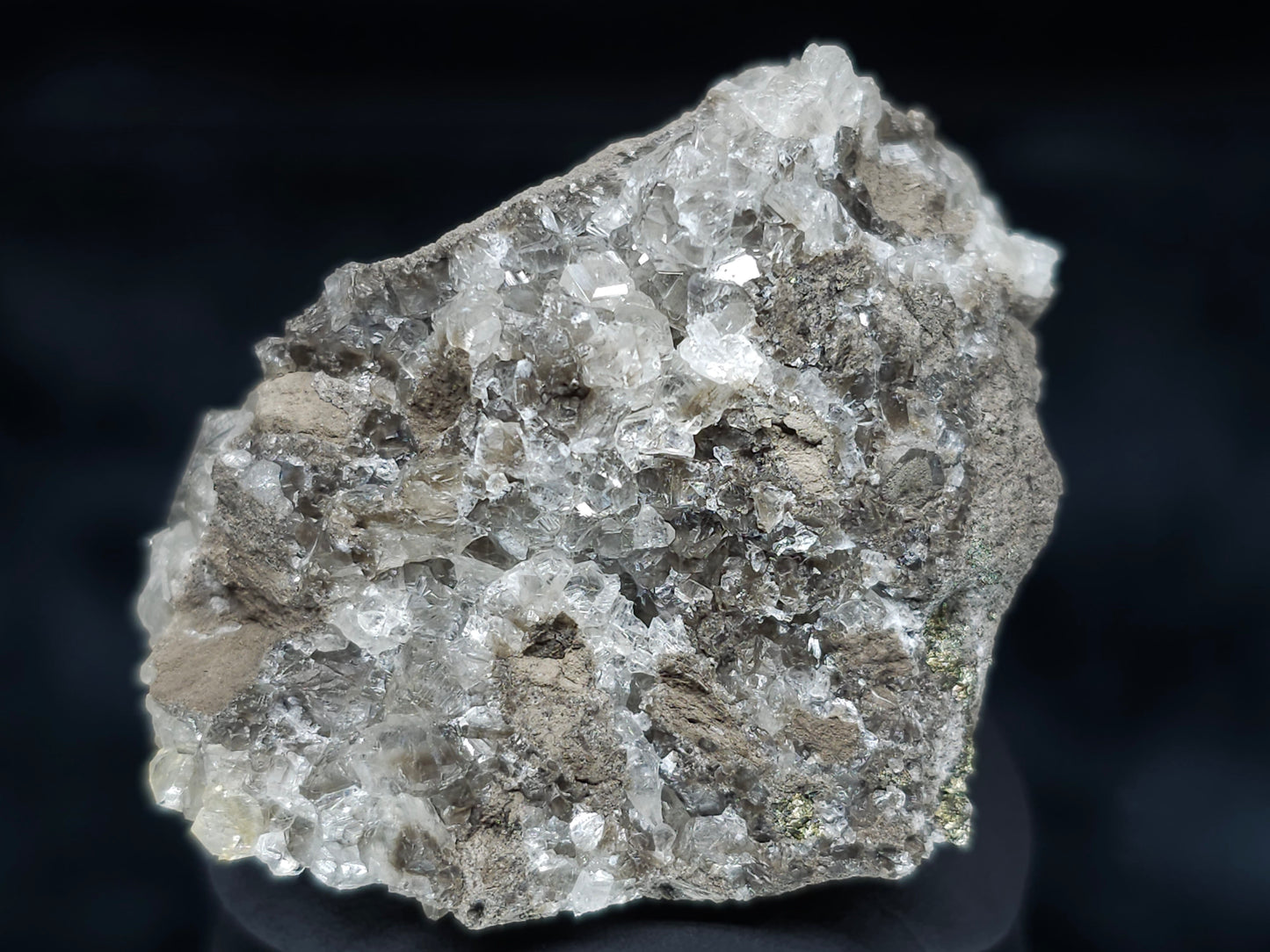 #36669 Super clear Nailhead Spar Calcite and Chalcopyrite ore and multiple small fossils in the matrix