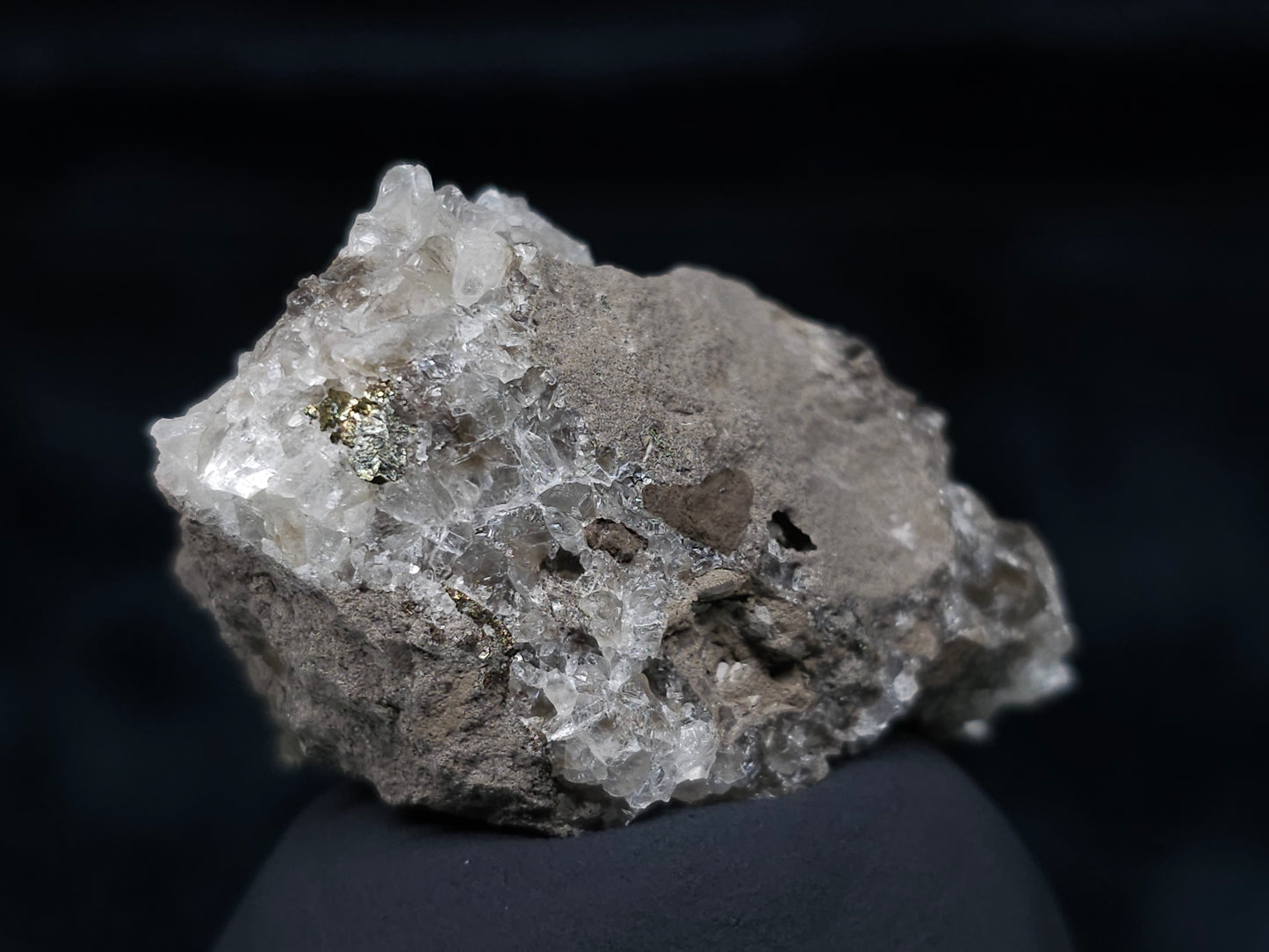 #36669 Super clear Nailhead Spar Calcite and Chalcopyrite ore and multiple small fossils in the matrix