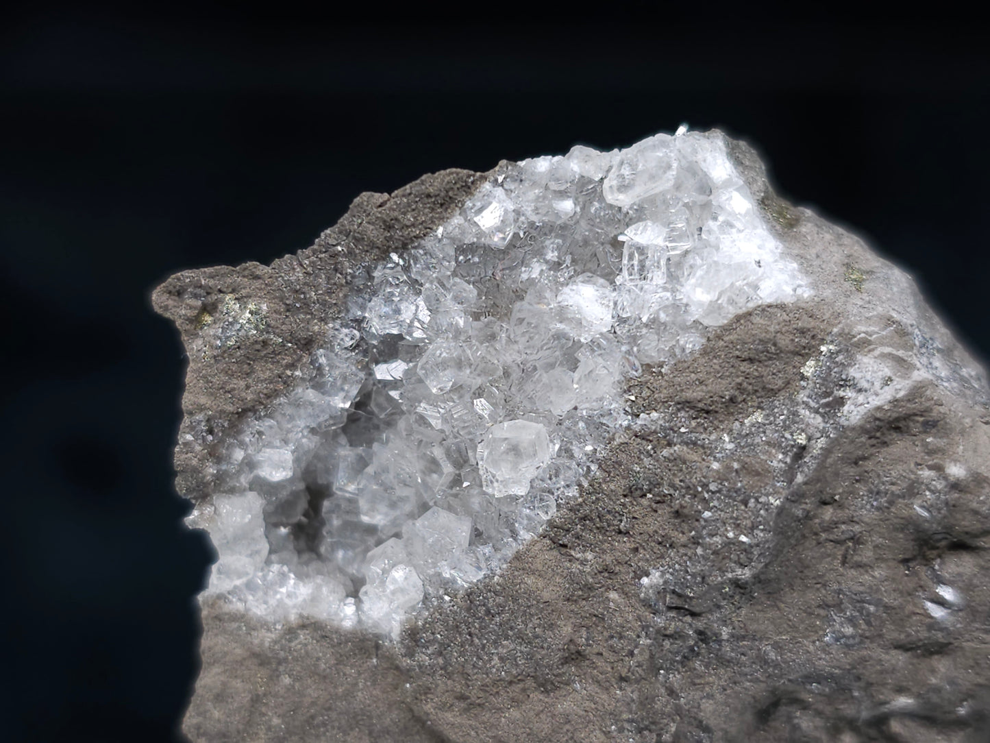 #36670 Super clear Nailhead Spar Calcite and Chalcopyrite ore and multiple small fossils in the matrix