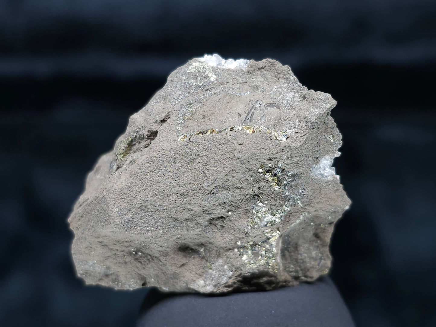 #36670 Super clear Nailhead Spar Calcite and Chalcopyrite ore and multiple small fossils in the matrix