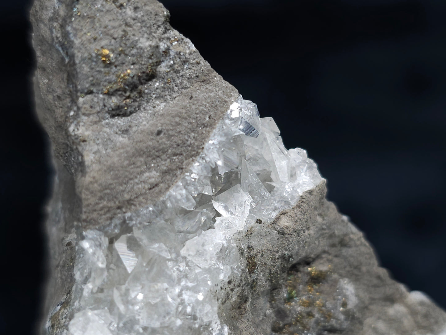 #36671 Super clear Nailhead Spar Calcite and Chalcopyrite ore and multiple small fossils in the matrix