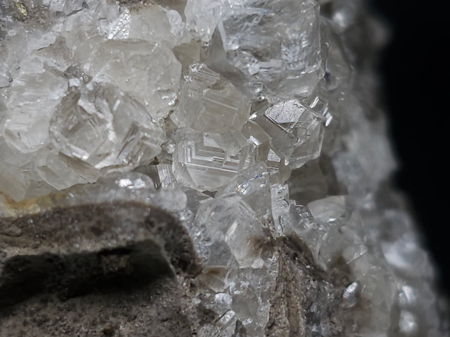 #36673 Super clear Nailhead Spar Calcite and Chalcopyrite ore and multiple small fossils in the matrix