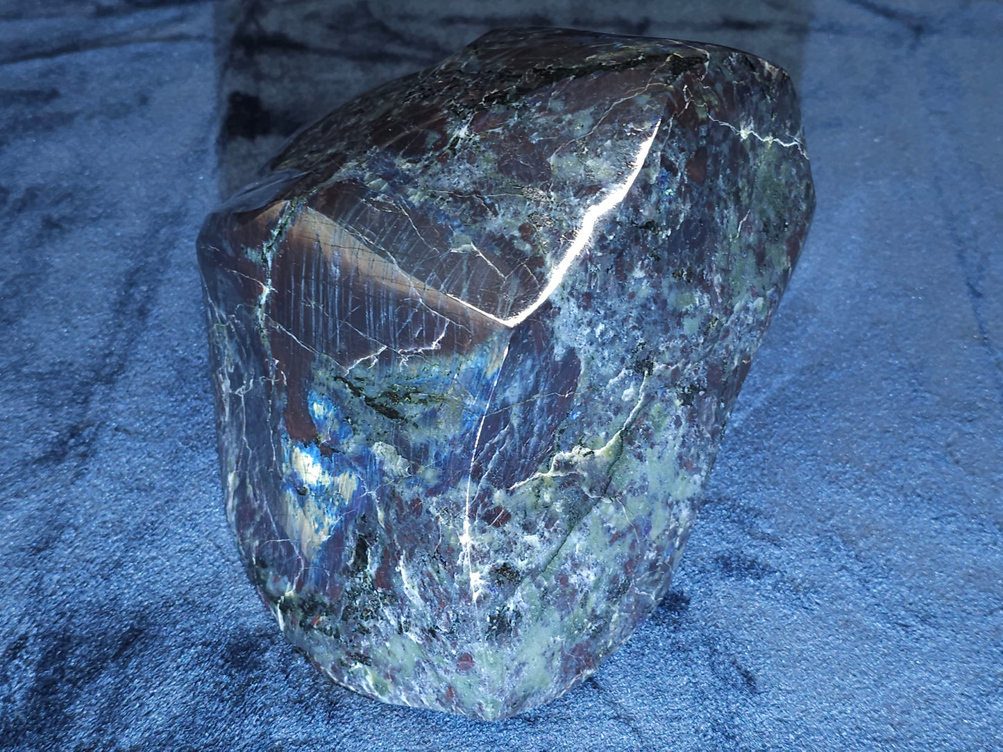 #44162 Embrace the Radiant Splendor of Our Hand-Carved Labradorite Sculpture