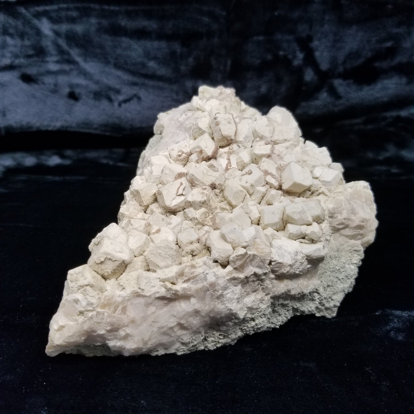 #11073 White Dolomite along with clear Nailhead Spar Calcite on Combined form Calcite cluster on white Calcite