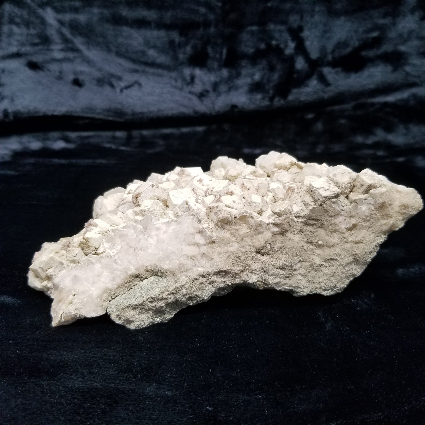 #11073 White Dolomite along with clear Nailhead Spar Calcite on Combined form Calcite cluster on white Calcite