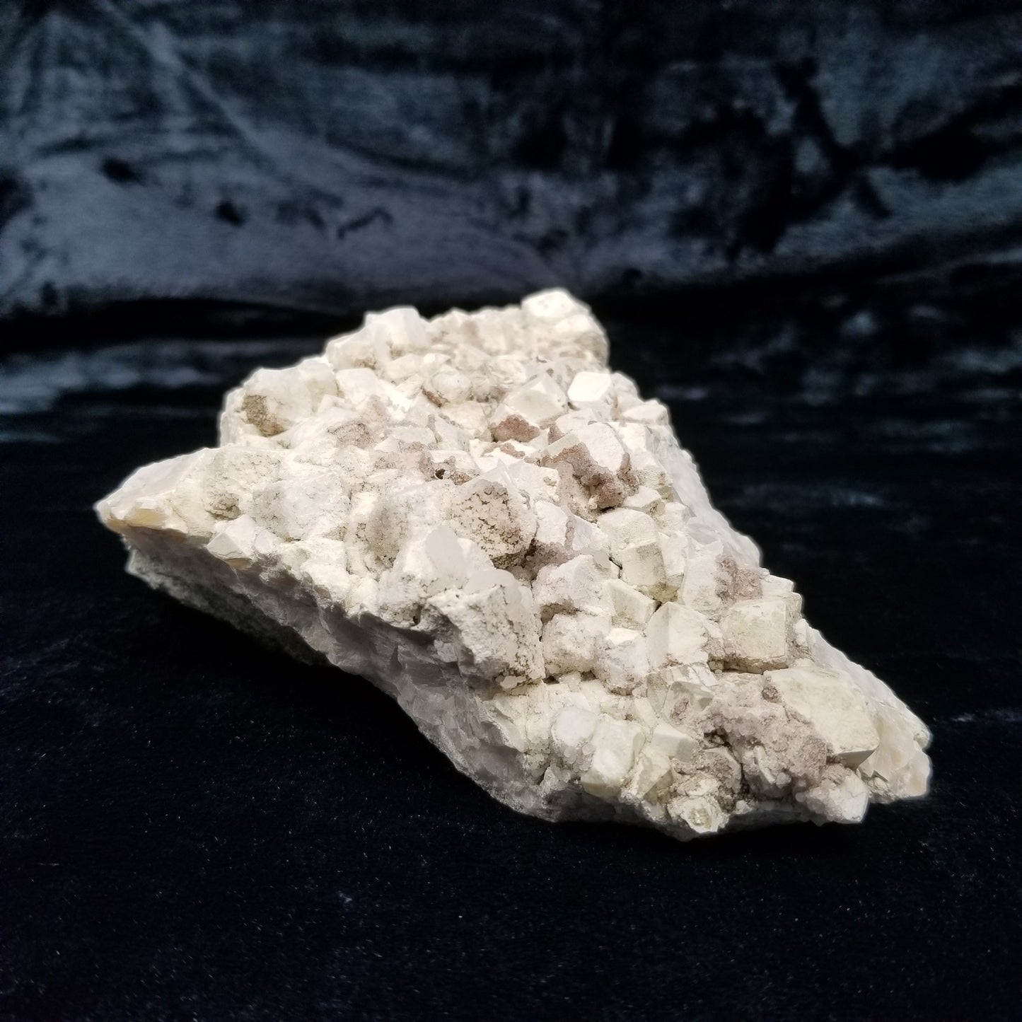 #11073 White Dolomite along with clear Nailhead Spar Calcite on Combined form Calcite cluster on white Calcite