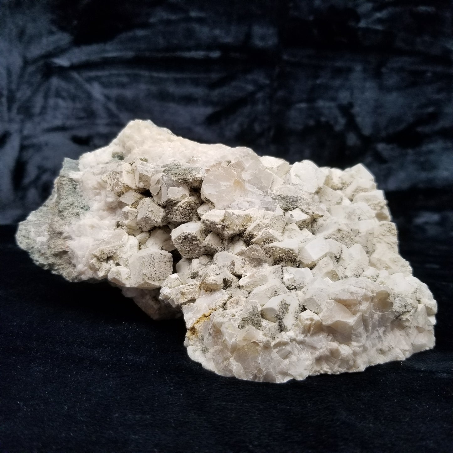 #11115 White Dolomite and small Calcite crystals with Hematite inclusions on Combined form Calcite