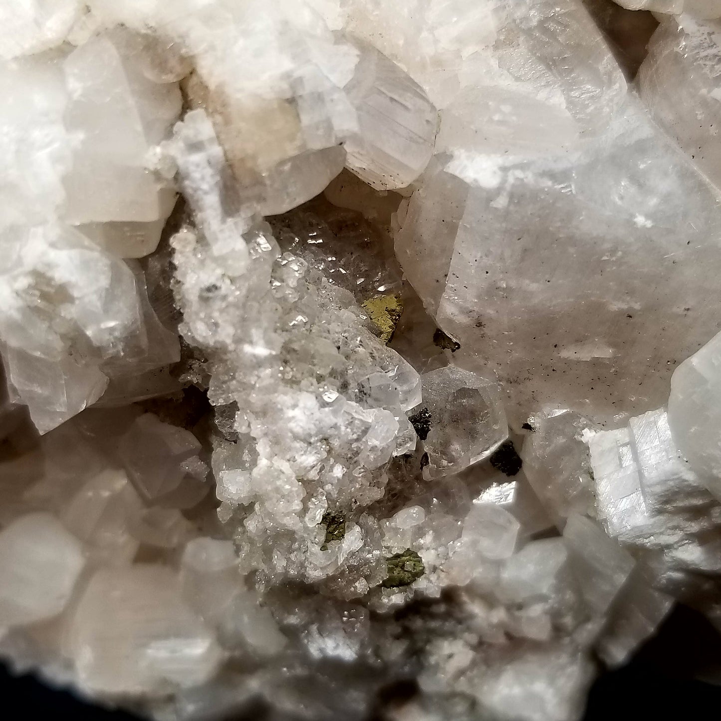 #11118 Combined form Calcite with Spirit Quartz and pyrite formation on matrix