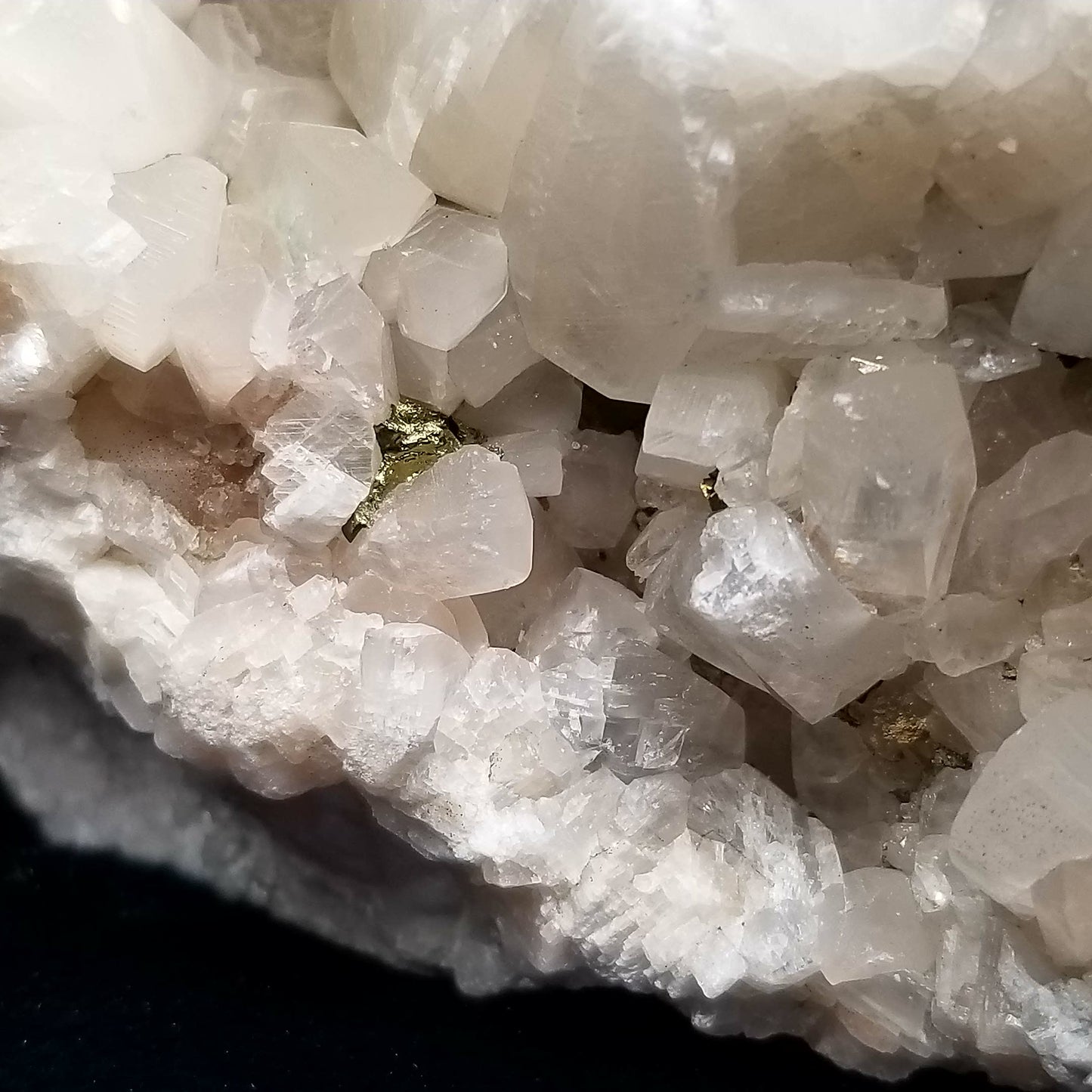 #11118 Combined form Calcite with Spirit Quartz and pyrite formation on matrix