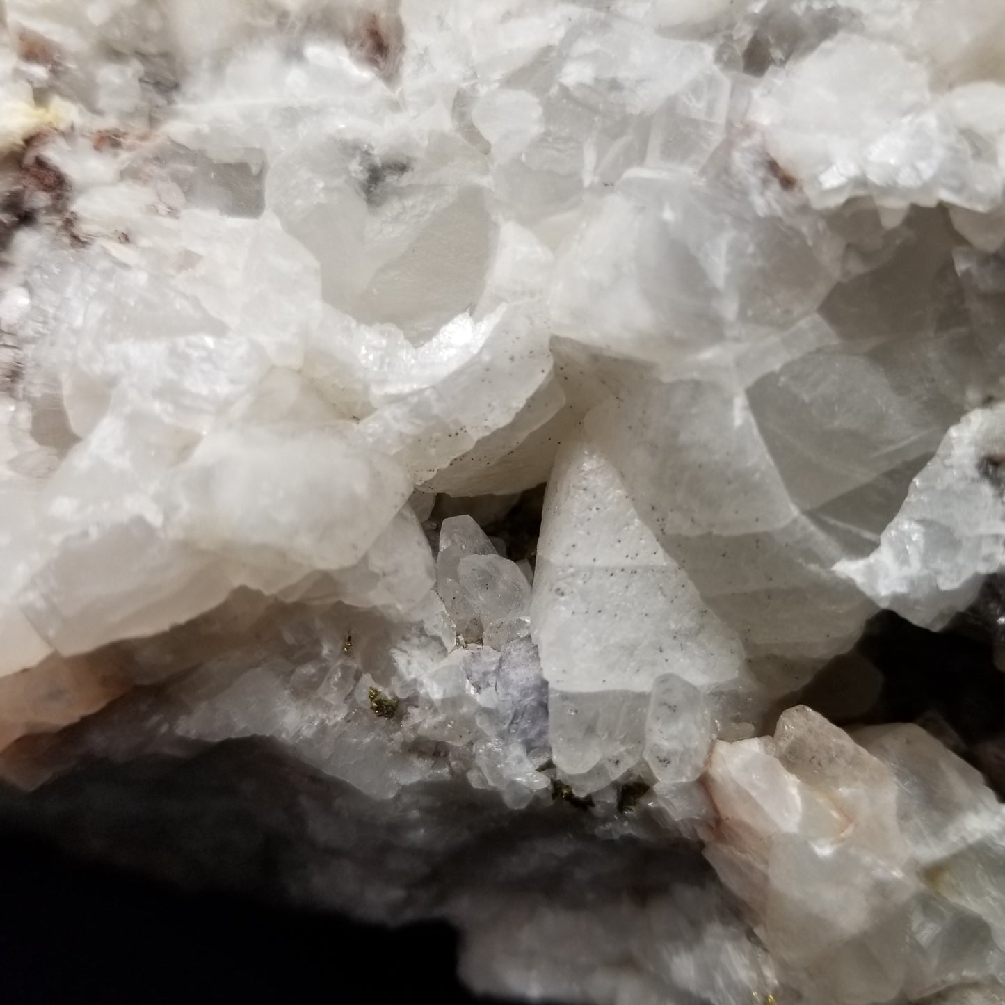 #11200 White Calcite formation and Combined form Calcite with small Spirit Quartz formation on matrix