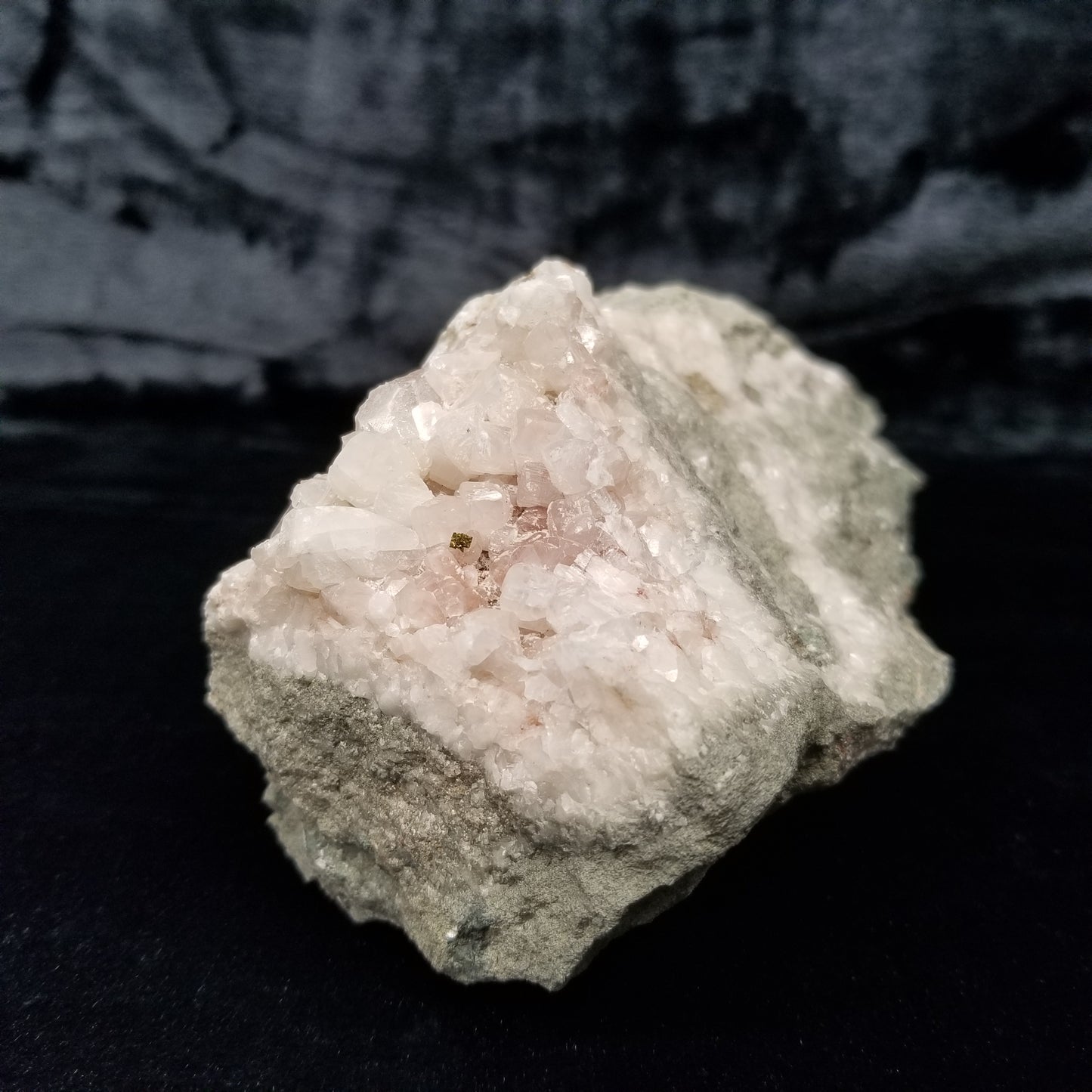 #11232 Iridescent Chalcopyrite ore on clear Combined form Calcite with Hematite inclusions