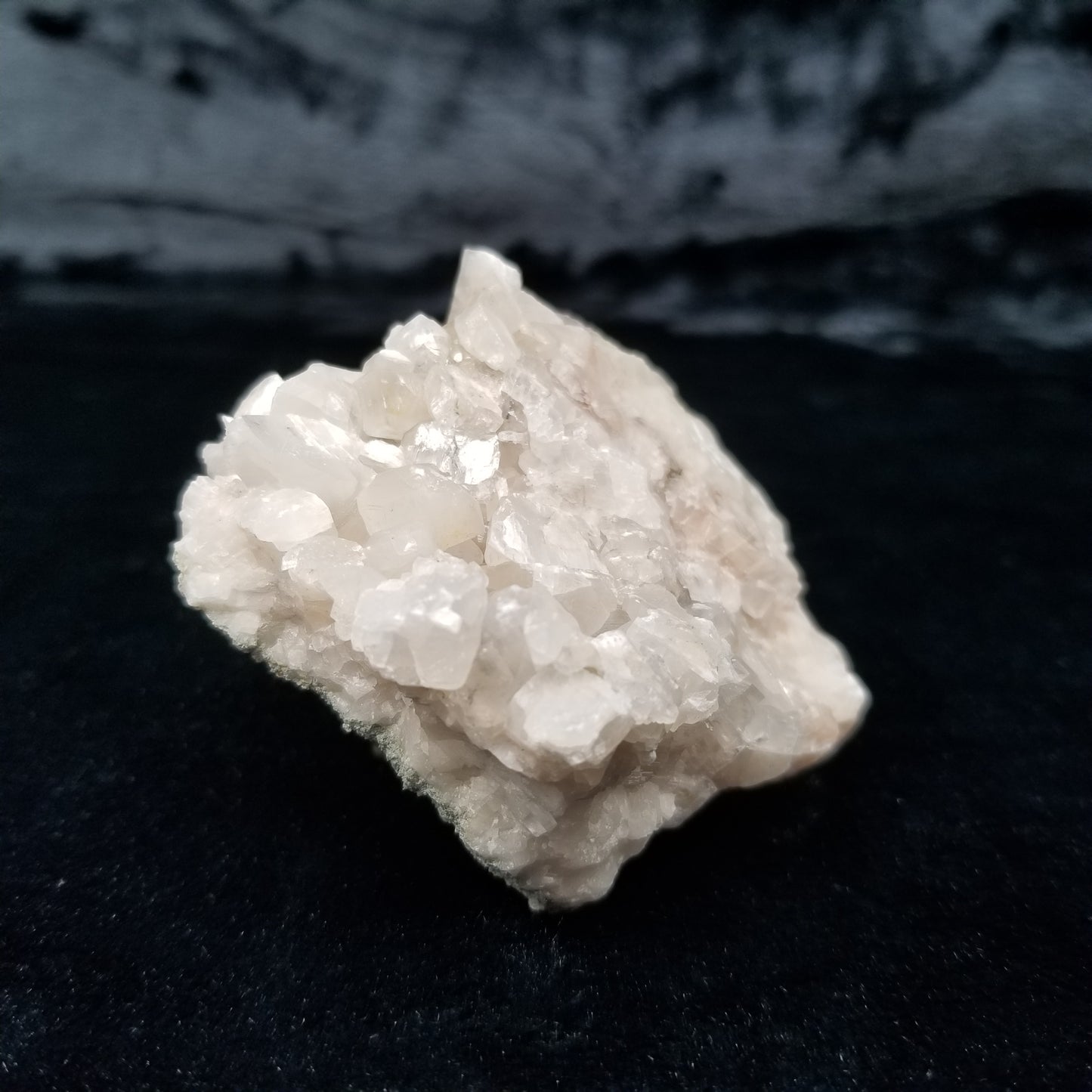 #11256 Clear Combined form Calcite formation on matrix