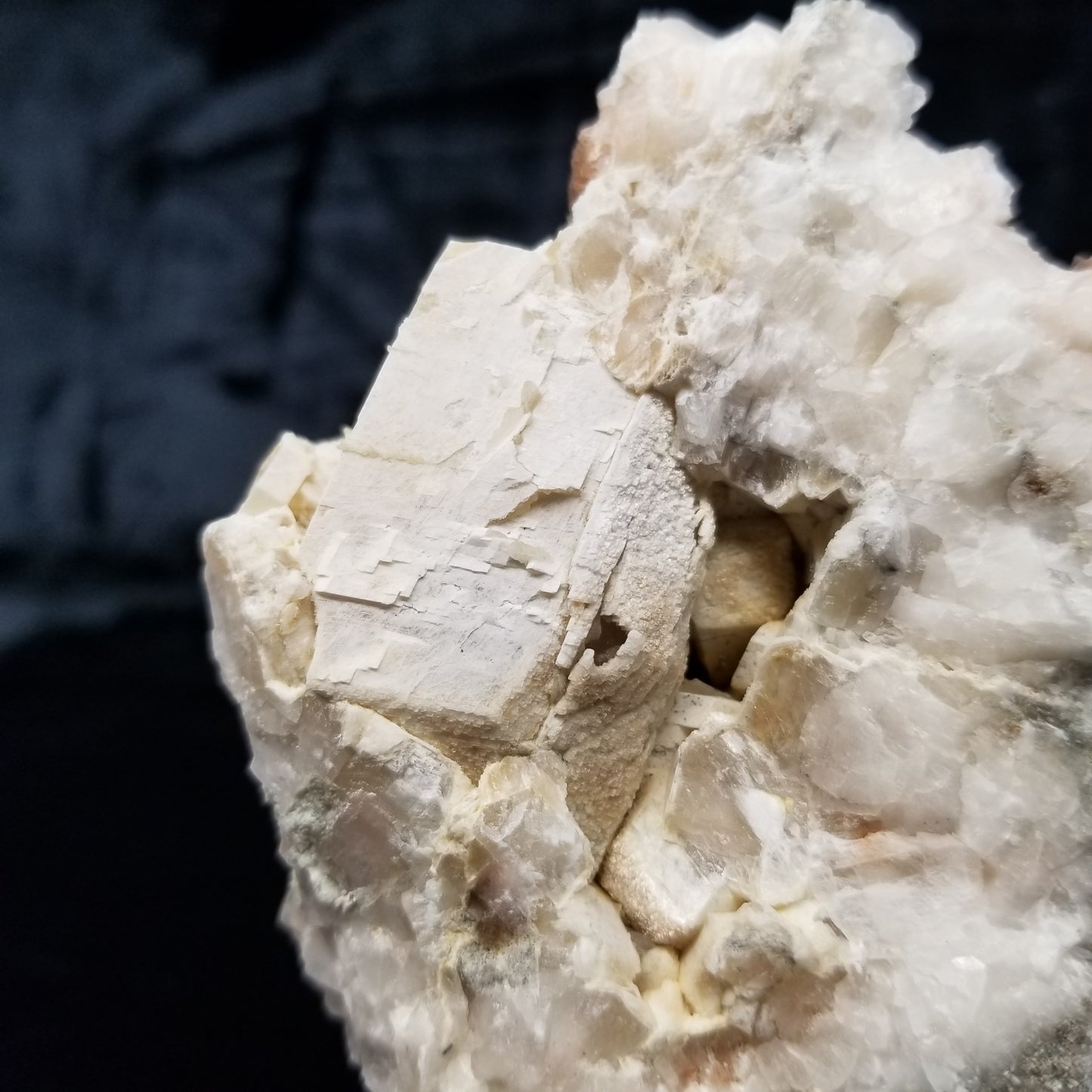 #11276 White Dolomite on yellow Combined form Calcite formation