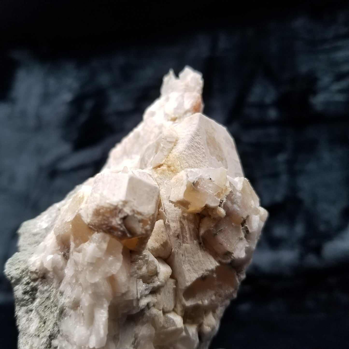 #11276 White Dolomite on yellow Combined form Calcite formation