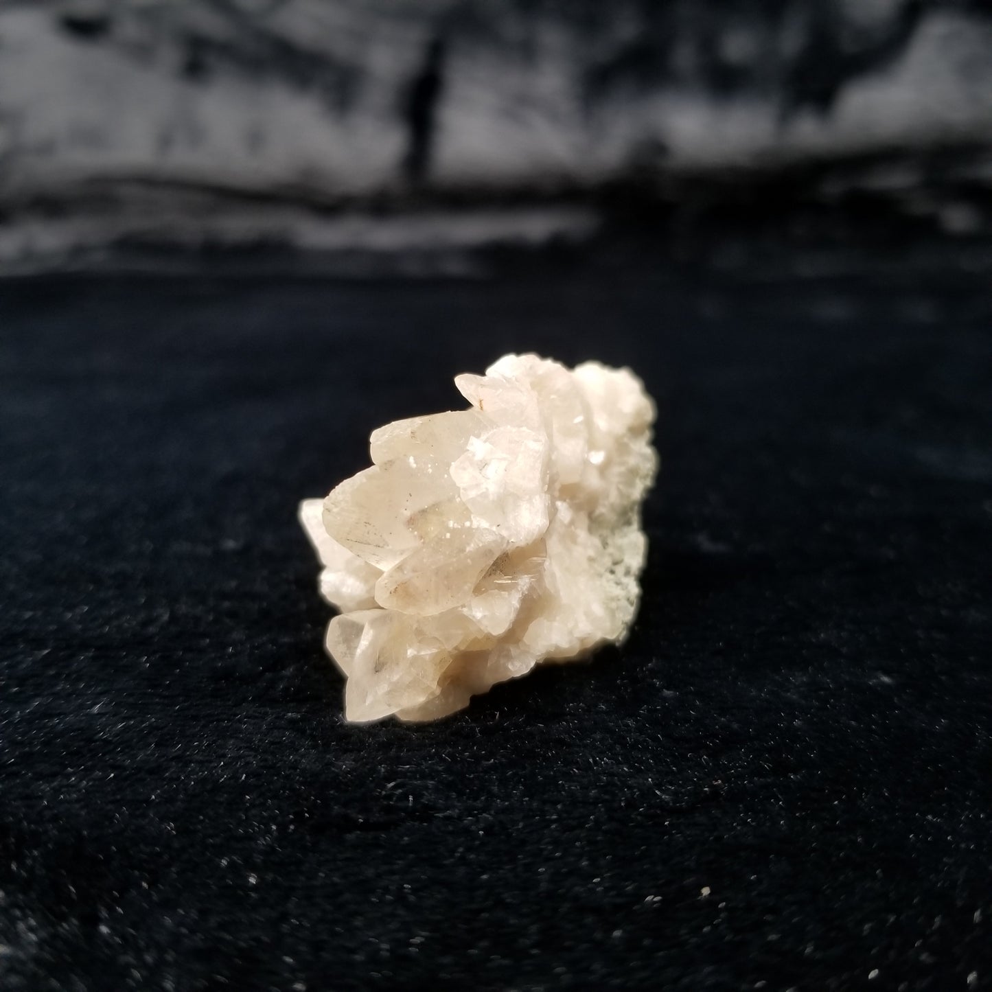 #11335 Clear Combined form Calcite cluster with Hematite inclusions on matrix