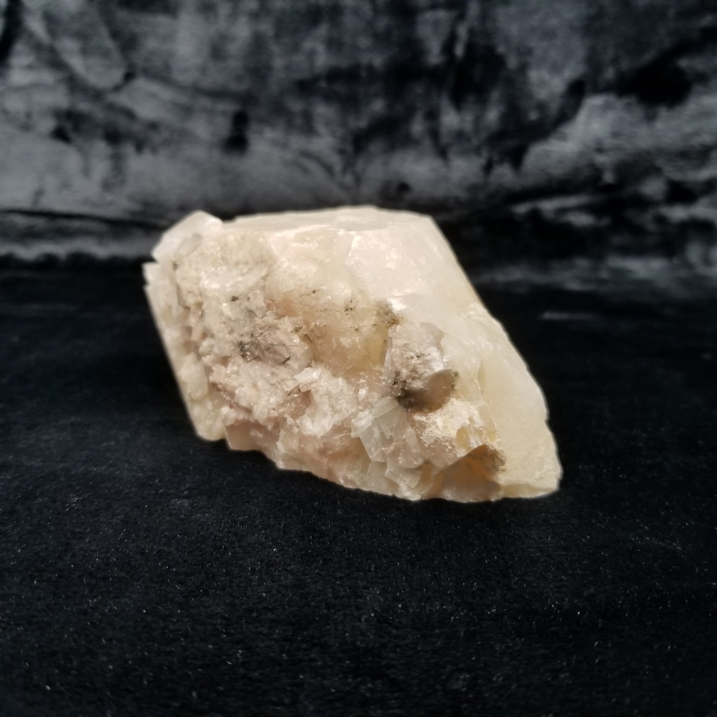 #11364 Honey Calcite block with natural angle